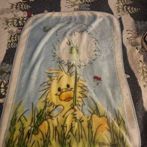 Cute Cartoon Blanket with Dandelion Design